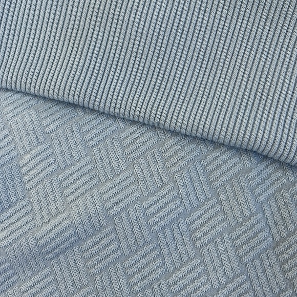 ALO Yoga Tank Top - Picture 4 of 7